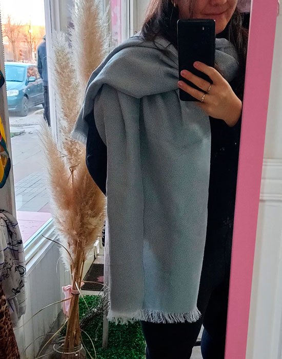 Ruana Emma